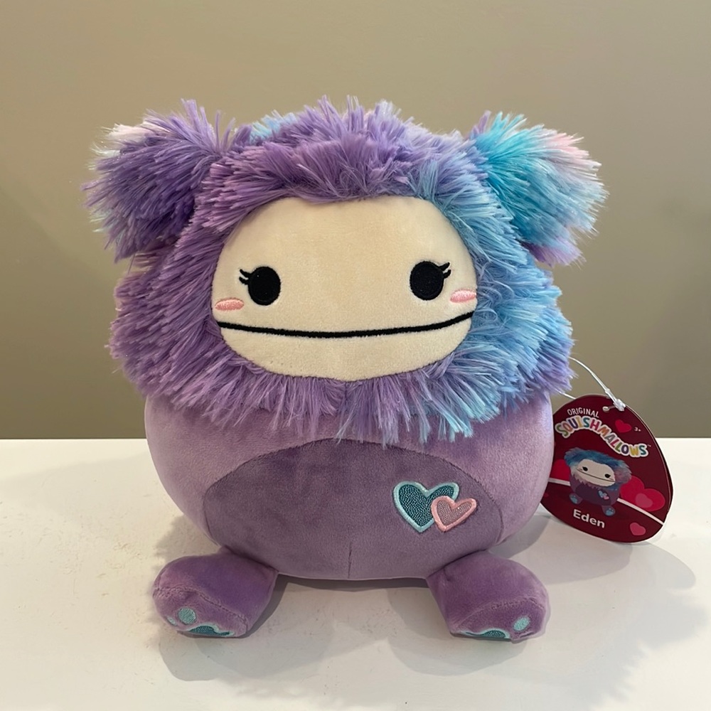 NWT 8” Eden the Purple Bigfoot Valentine Squishmallow